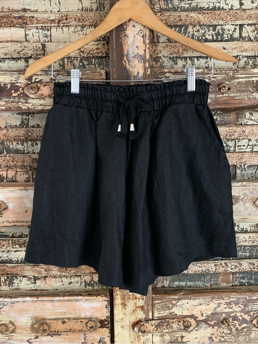Princess Polly Black 100% Linen Pull-On Drawstring Shorts, Minimalist, EUC, 10